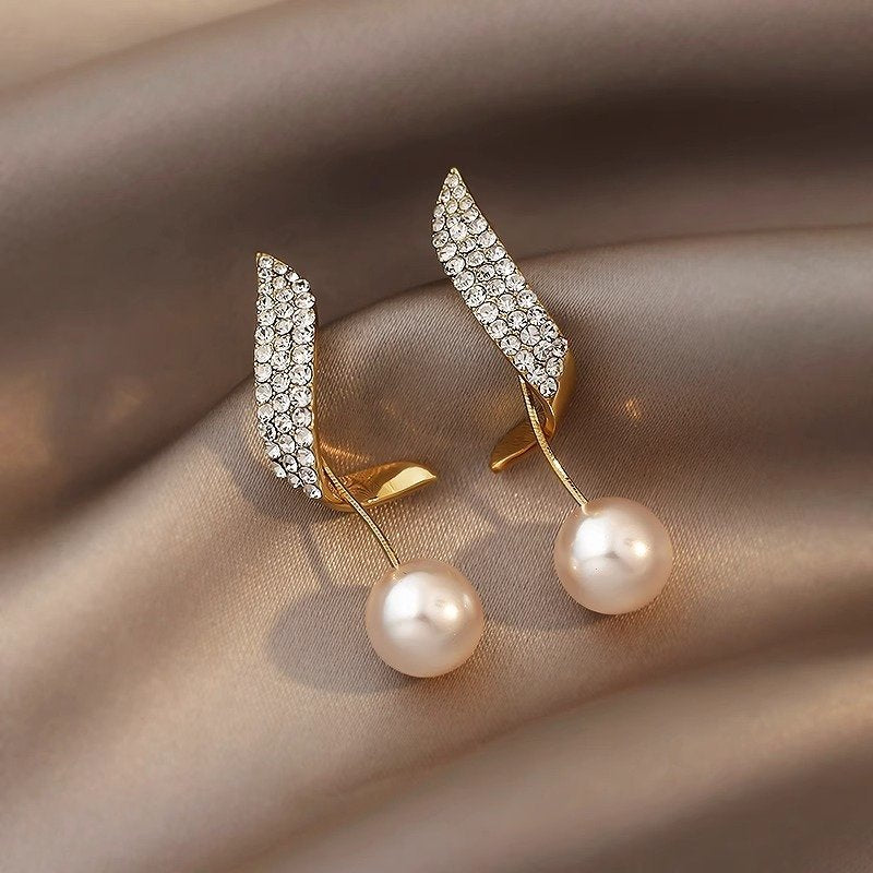 Women's Sier Pearl Light Luxury Sense Niche Earrings