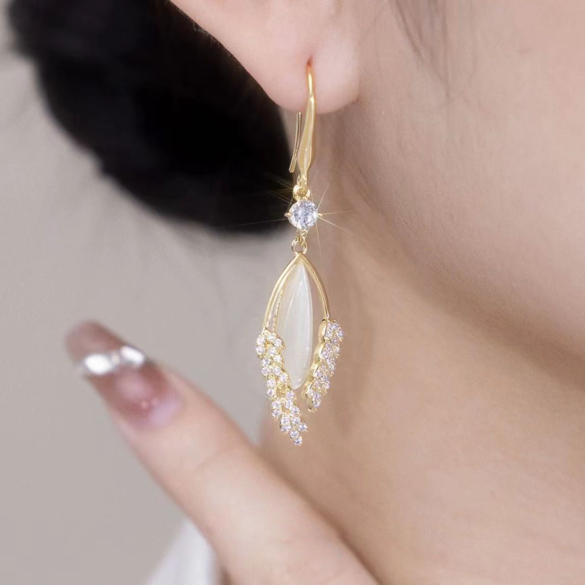 Diamond Tassel Female Temperamental Long Eardrops Earrings