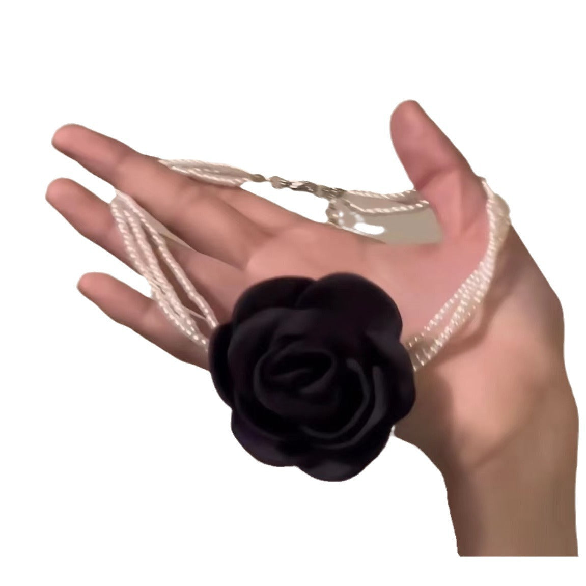 Black Three-dimensional Rose Pearl Beautiful Flowers Design French Temperament Clavicle Collar