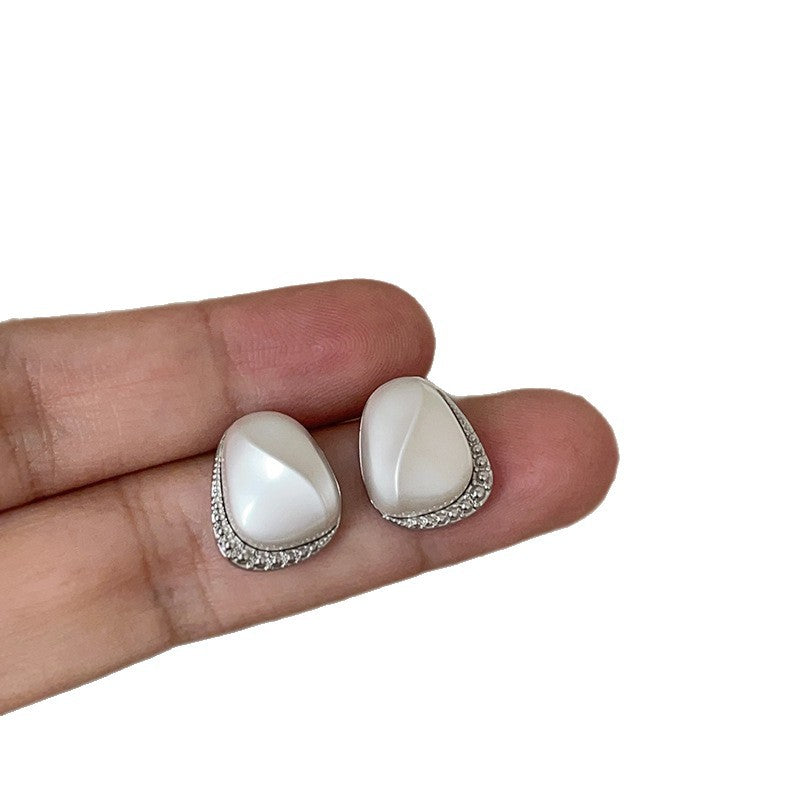Geometric Beans Metal Female Niche High Sense Temperament Earrings