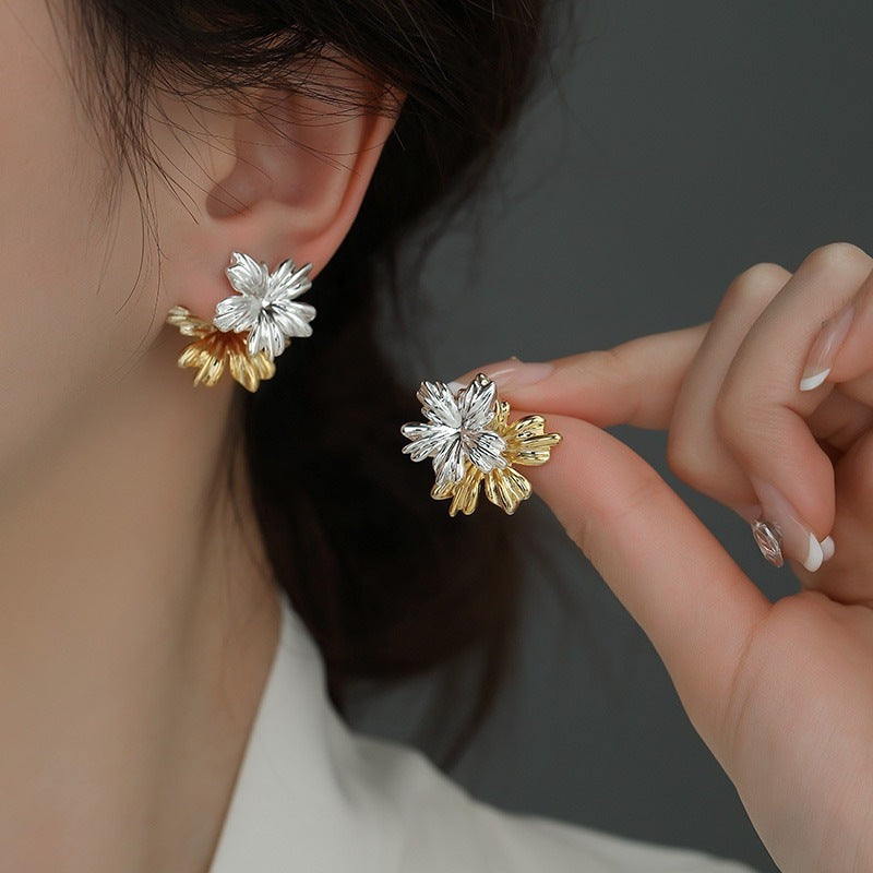 Women's Gold Sier Contrast Color Metal Flower Fashionable Unique Design Versatile Earrings