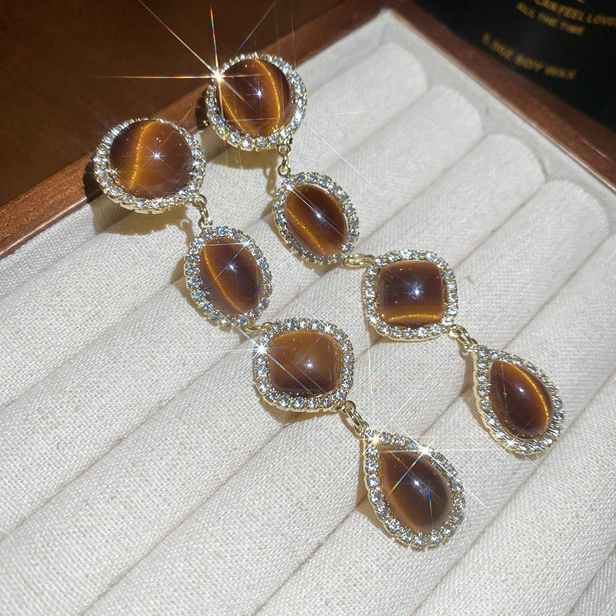 Women's Round Flower Vintage Ethnic Style Ear Niche Rings