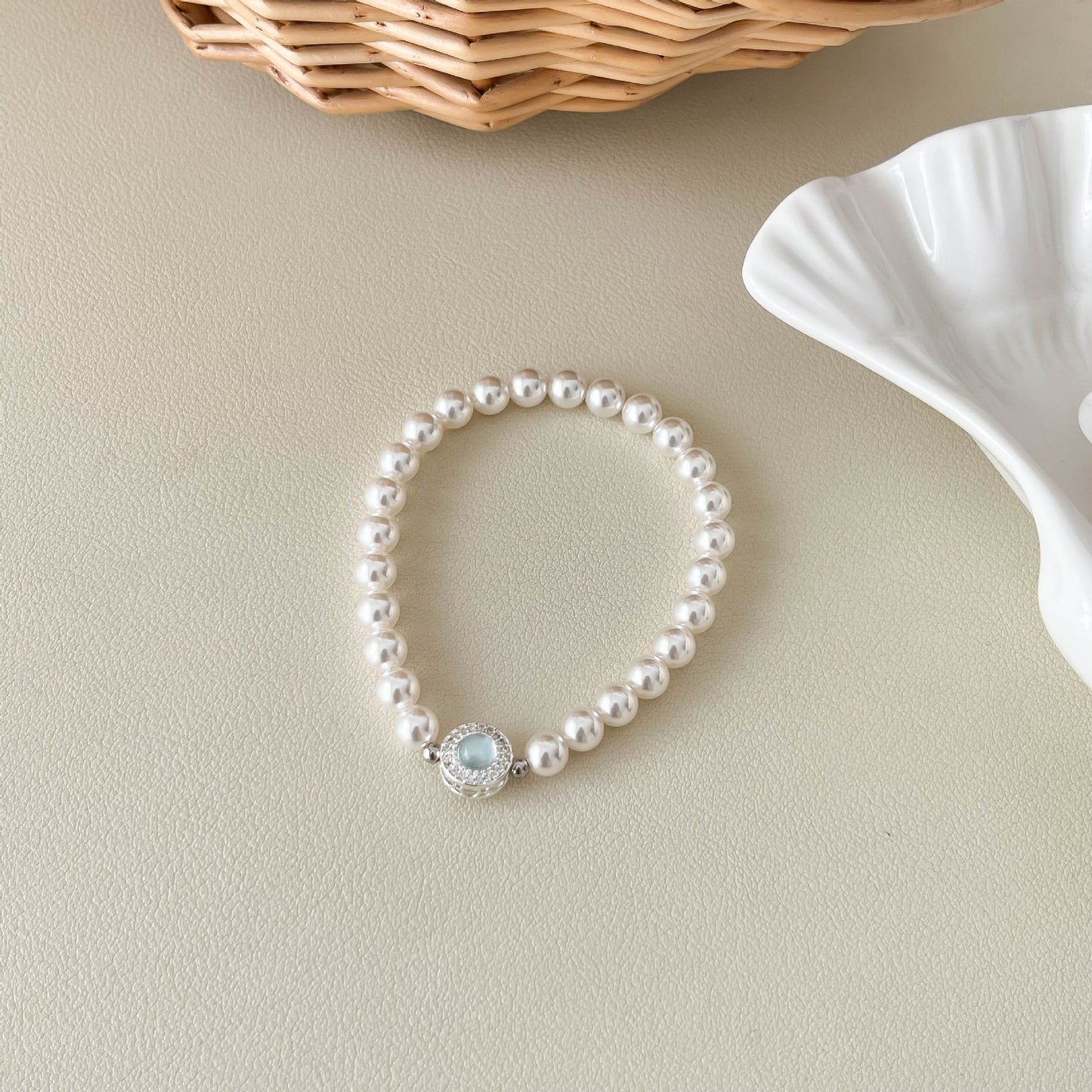 Wind Pearl Bow Water Drop Mud Diamond Interval Niche High Bracelet