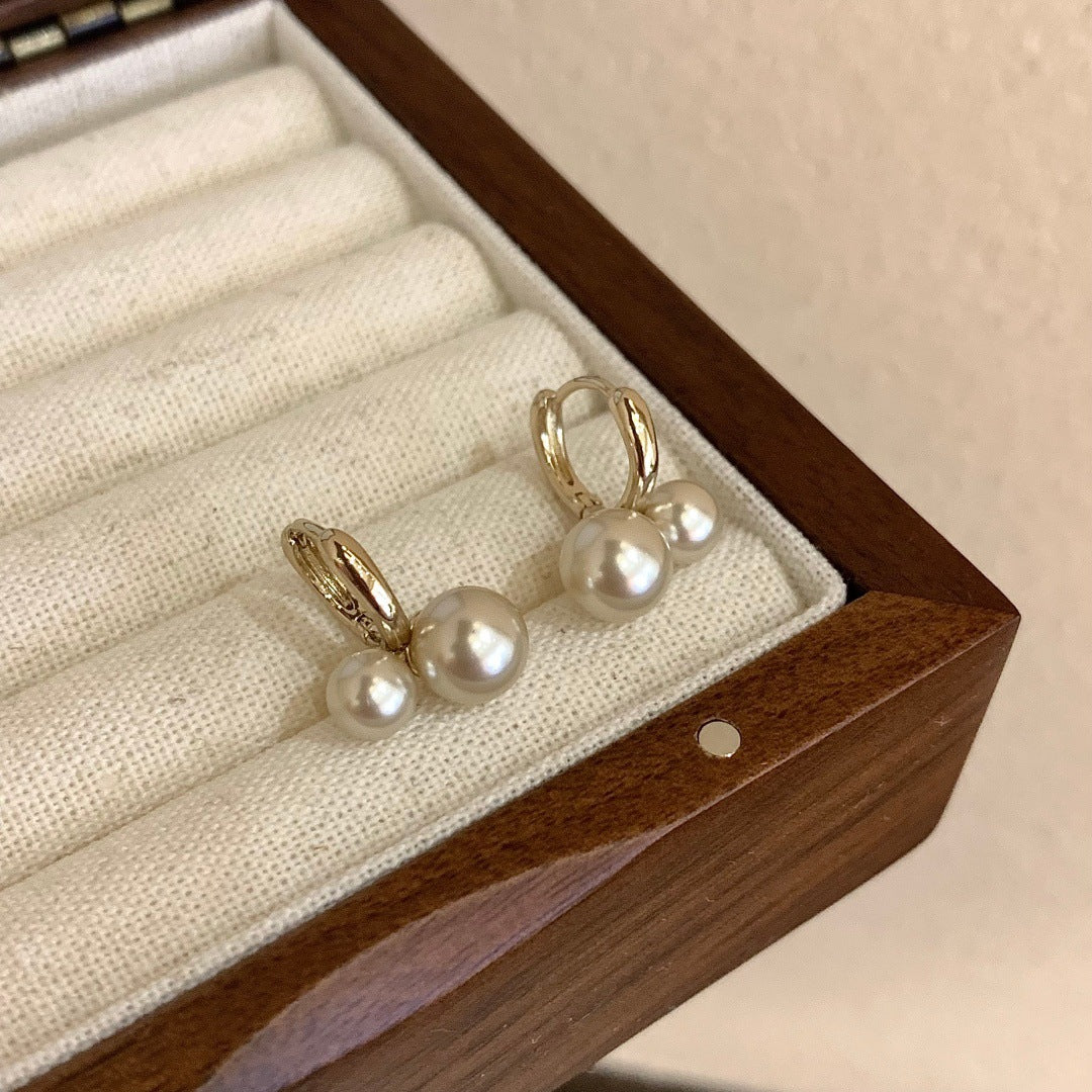 Mocha Mousse Cherry Retro Minority High-grade Pearl Ear Clip Female Stud Earrings