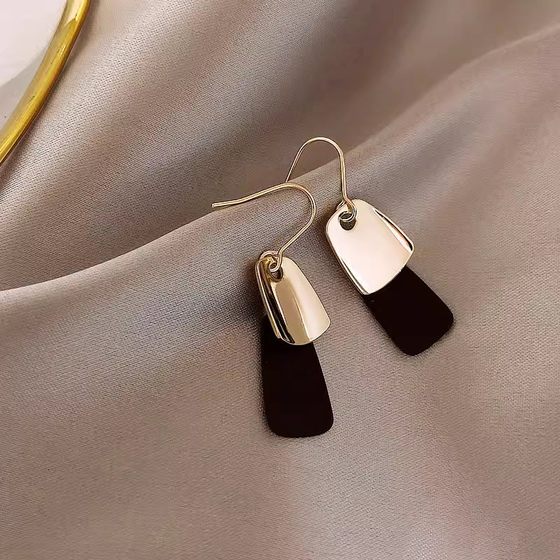 Quality Sier Korean Style Simple Light Stud Earrings