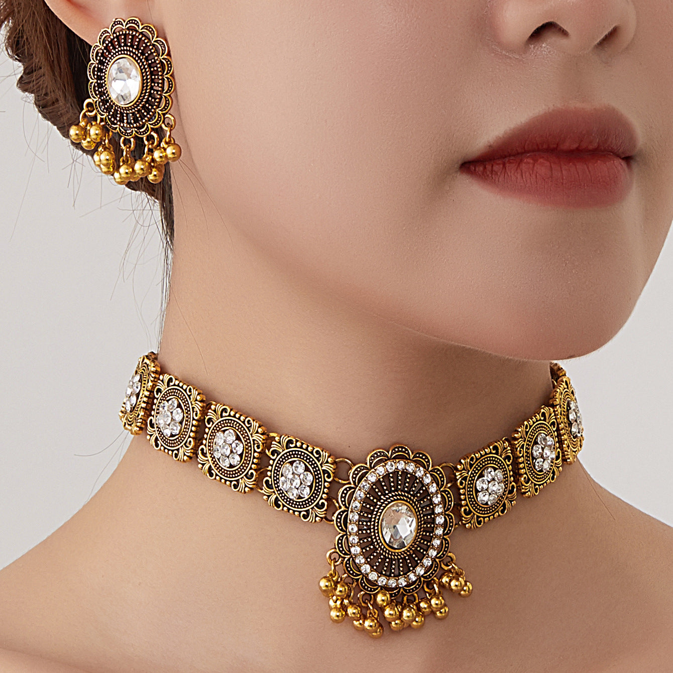 Indian Style Drop-shaped Diamond Beads String Jewelry Set