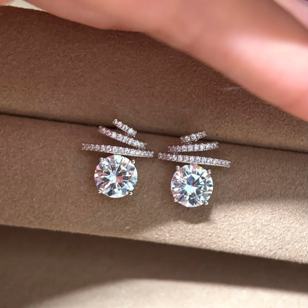 Women's High-grade Temperament 2 Karat Eight Hearts Arrows Super Flash Zircon Stud Earrings