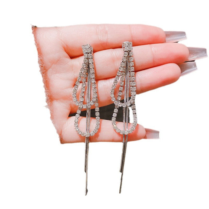 Simple Generous Design High Sense Slim Earrings