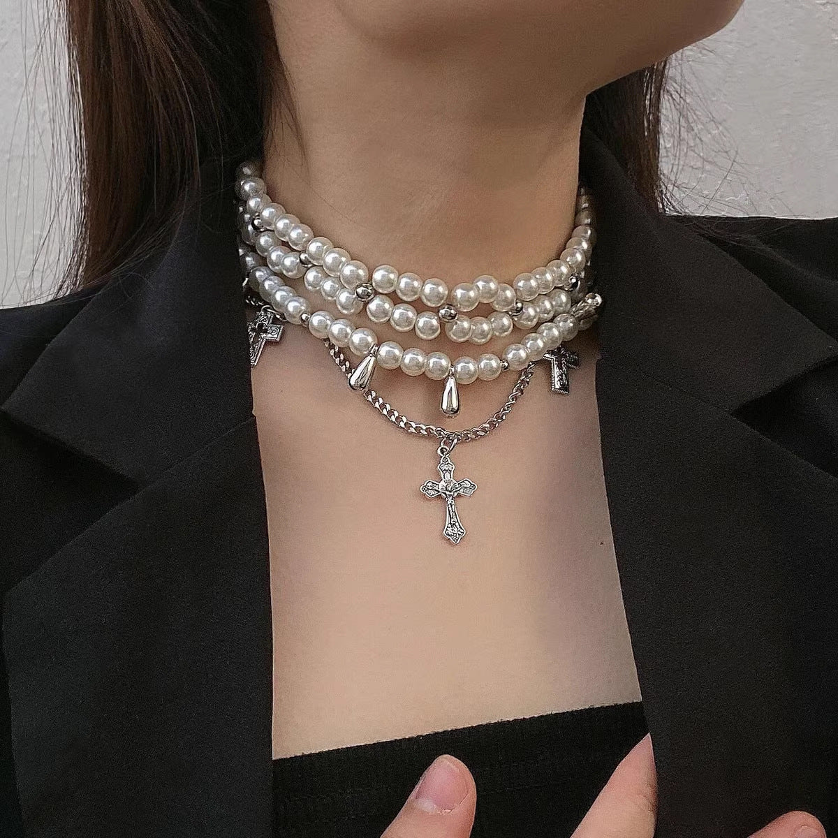 Personalized Design Pearl Cross High-grade Clavicle Chain Pendants