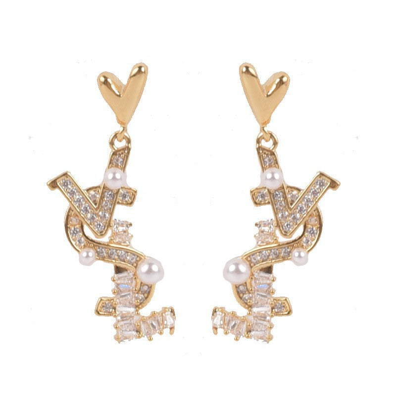 Unique Design Sense English Letter Pearl Ear Light Earrings