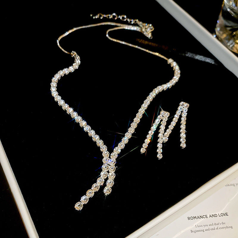 Diamond Geometric Suite Light Luxury Clavicle Jewelry Set