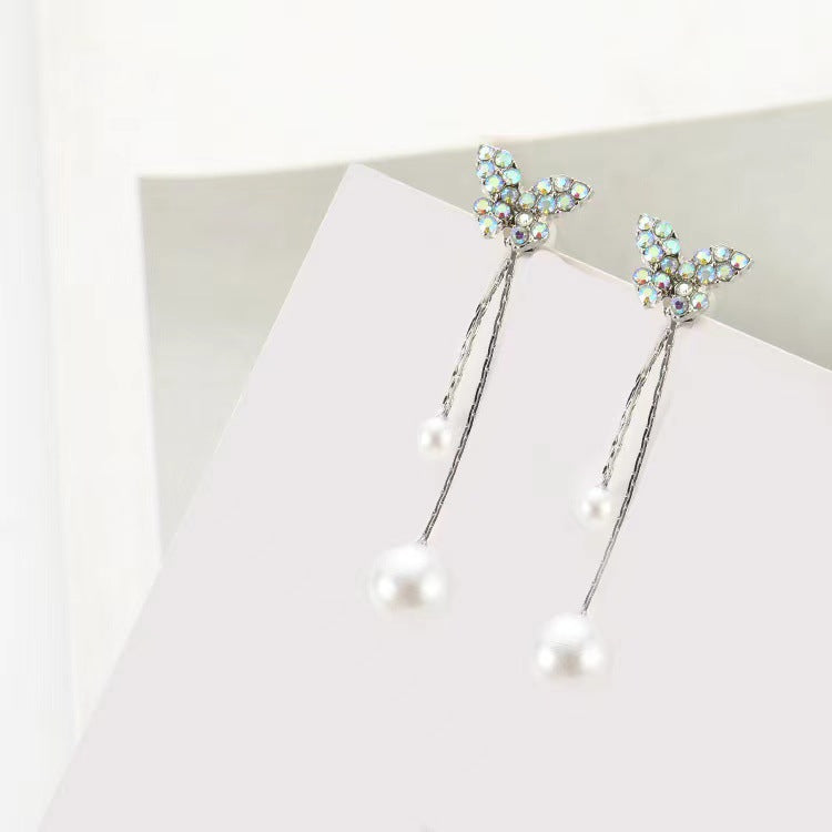 Women's Elegant Flexible Butterfly Long Personality Trendy Pearl Earrings
