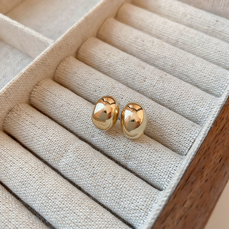 Women's Needle Metallic Pleated Round Geometric Bean-shaped Fashionable Fashion Stud Earrings