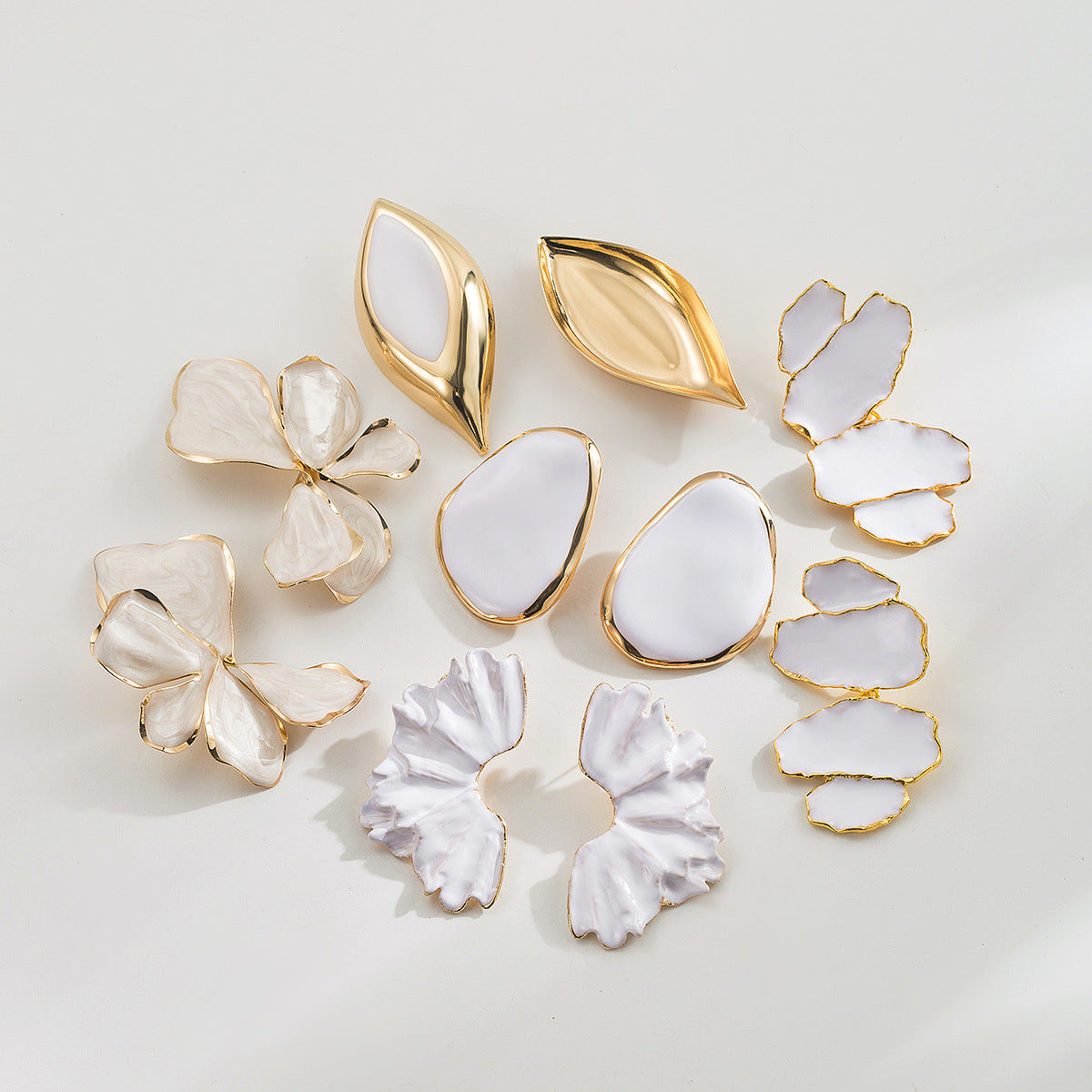 Geometric Irregular Exquisite Light Luxury Petal Flower Earrings