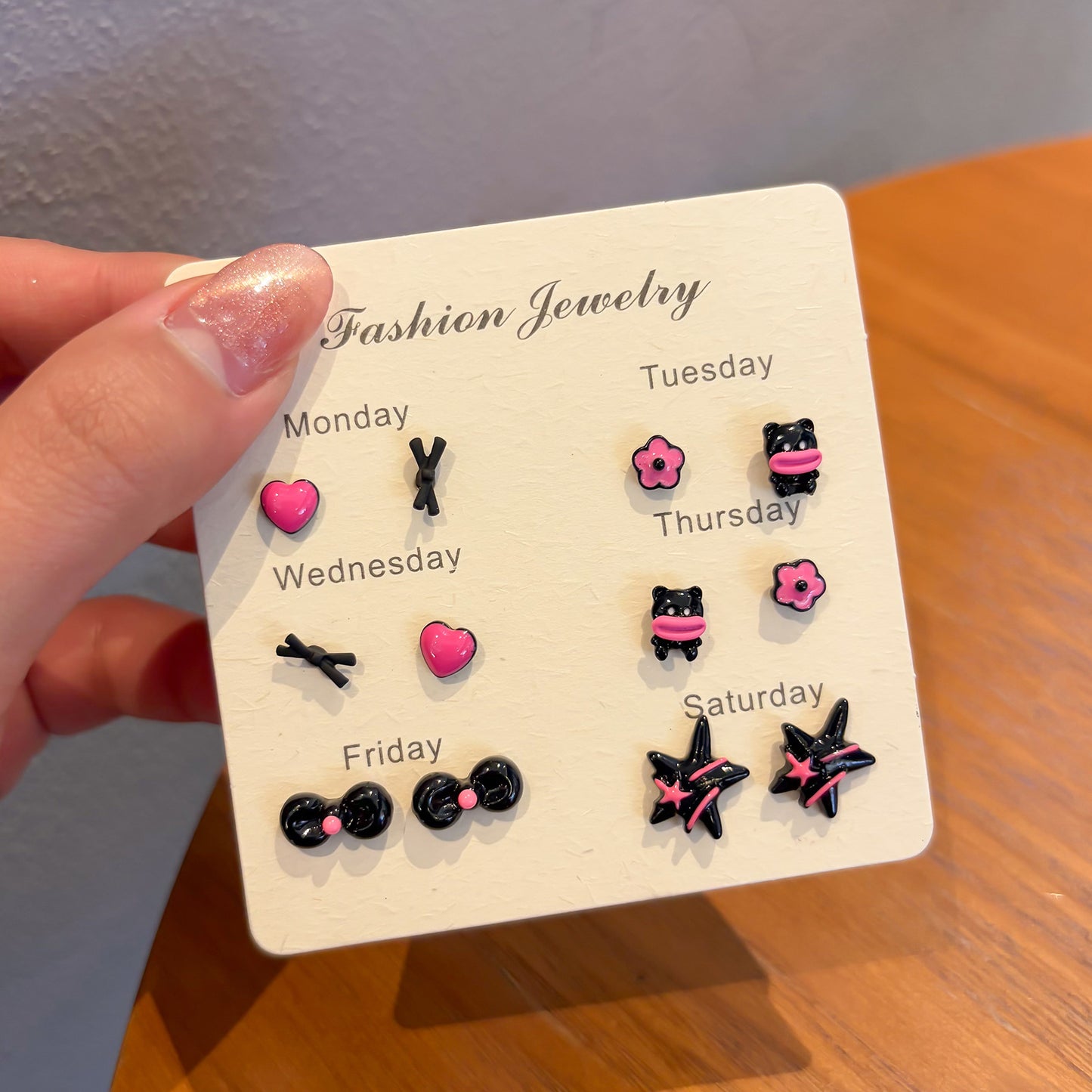 Women's Elegant Simple Cute Cartoon Niche Design Rings
