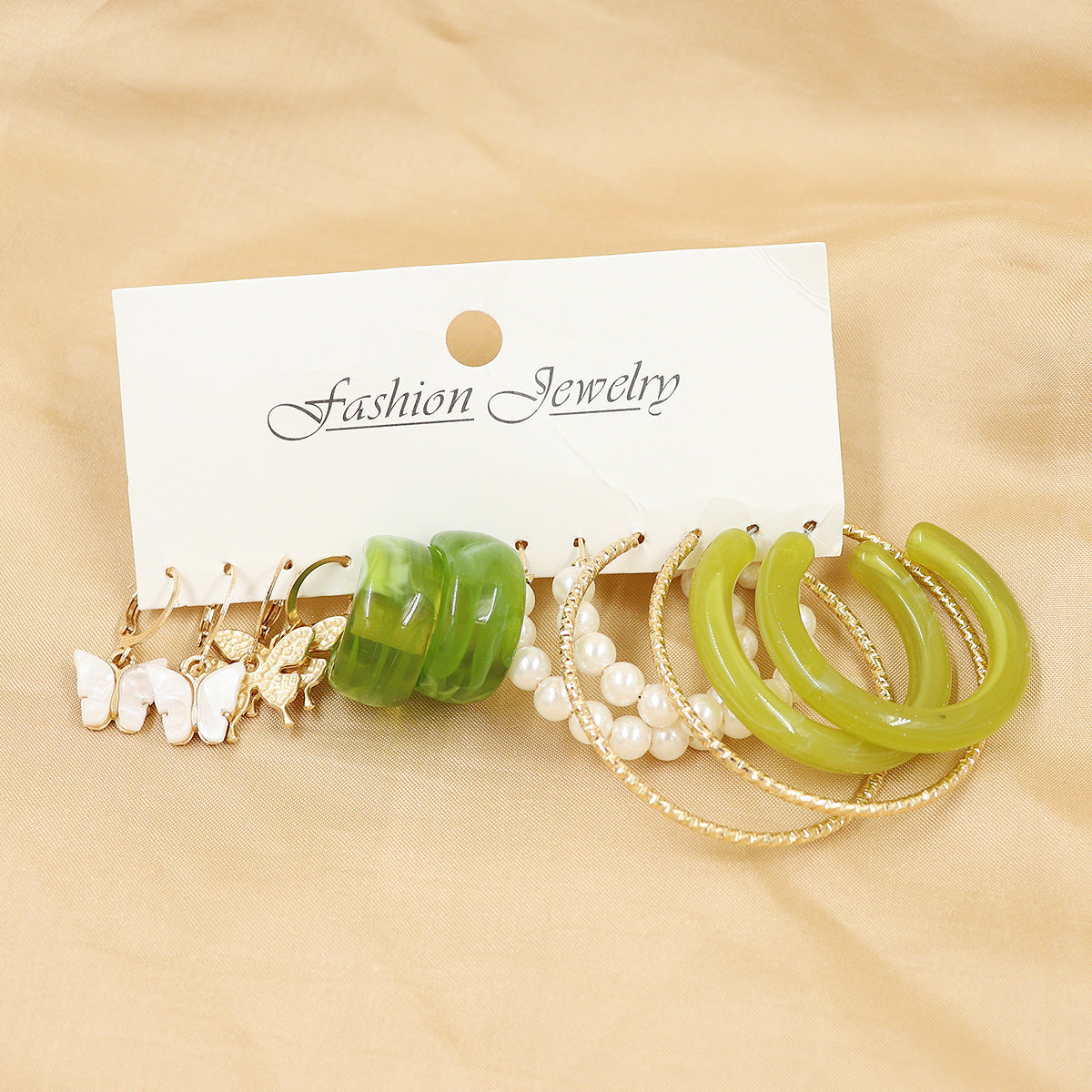 Women's Fresh Summer Versatile Acrylic Round Pairs Plastic Earrings