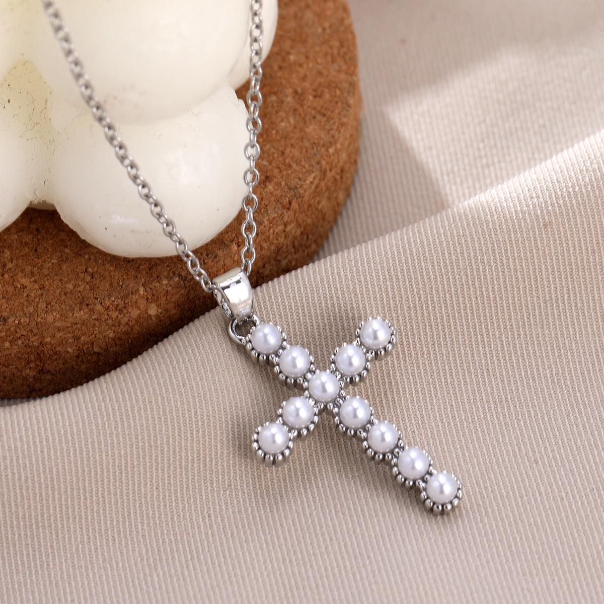 Vintage Cross O-shaped Chain Micro Inlaid Zircon Pearl Necklaces