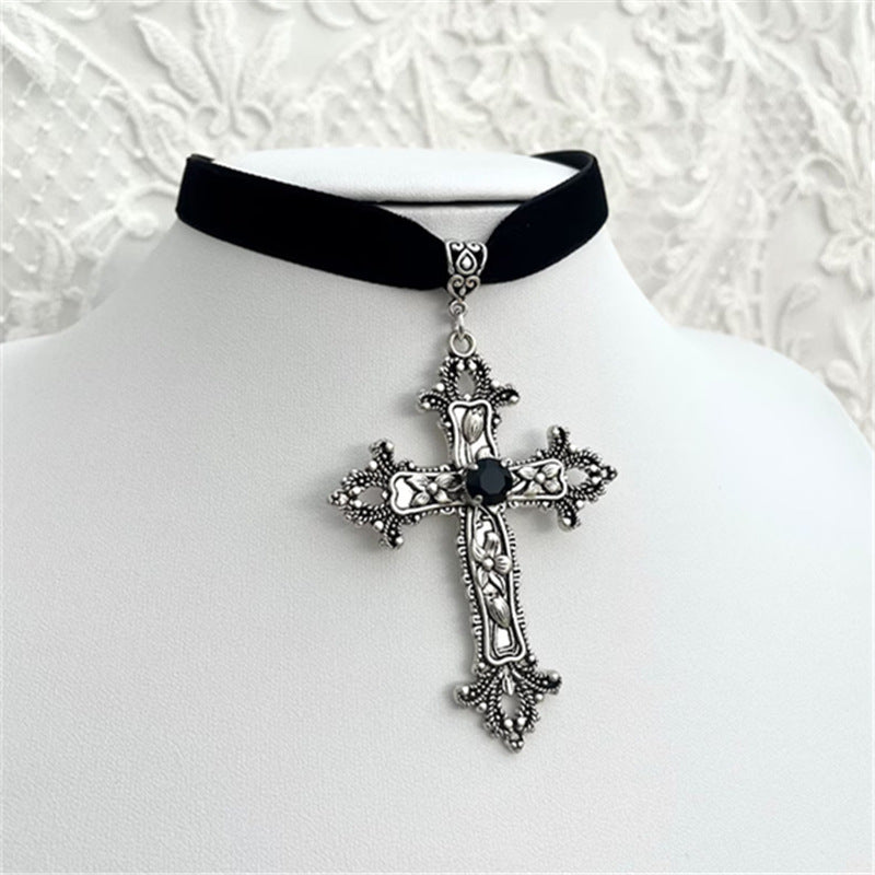 Exaggerated Gothic Black Gem Cross Veet Necklace