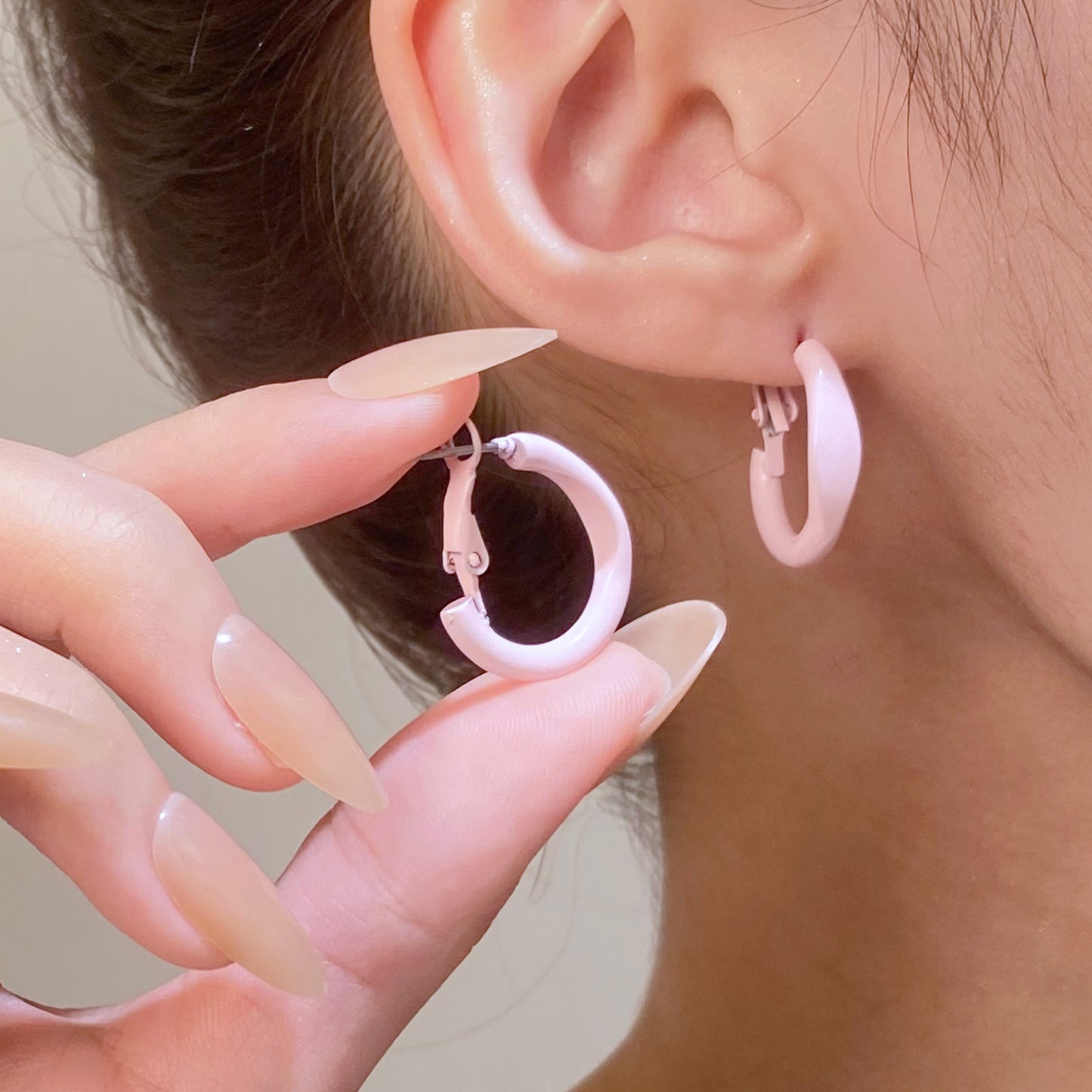 Women's Colorful Oil Shaped Fashion Temperamental Minority Design Geometric Earrings