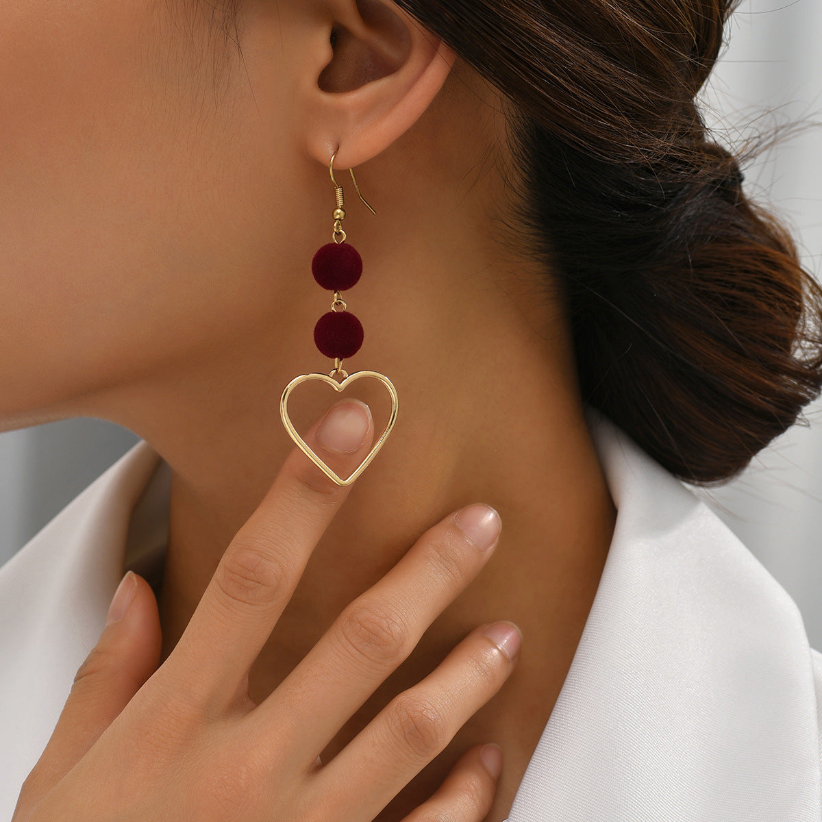 Wine Red Flocking Heart-shaped Long Retro Sweet Elegance Rings