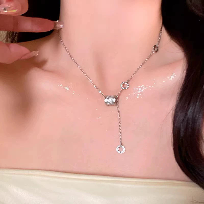 Women's High-grade Butterfly Pearl Style Niche Clavicle Chain Light Luxury Necklaces