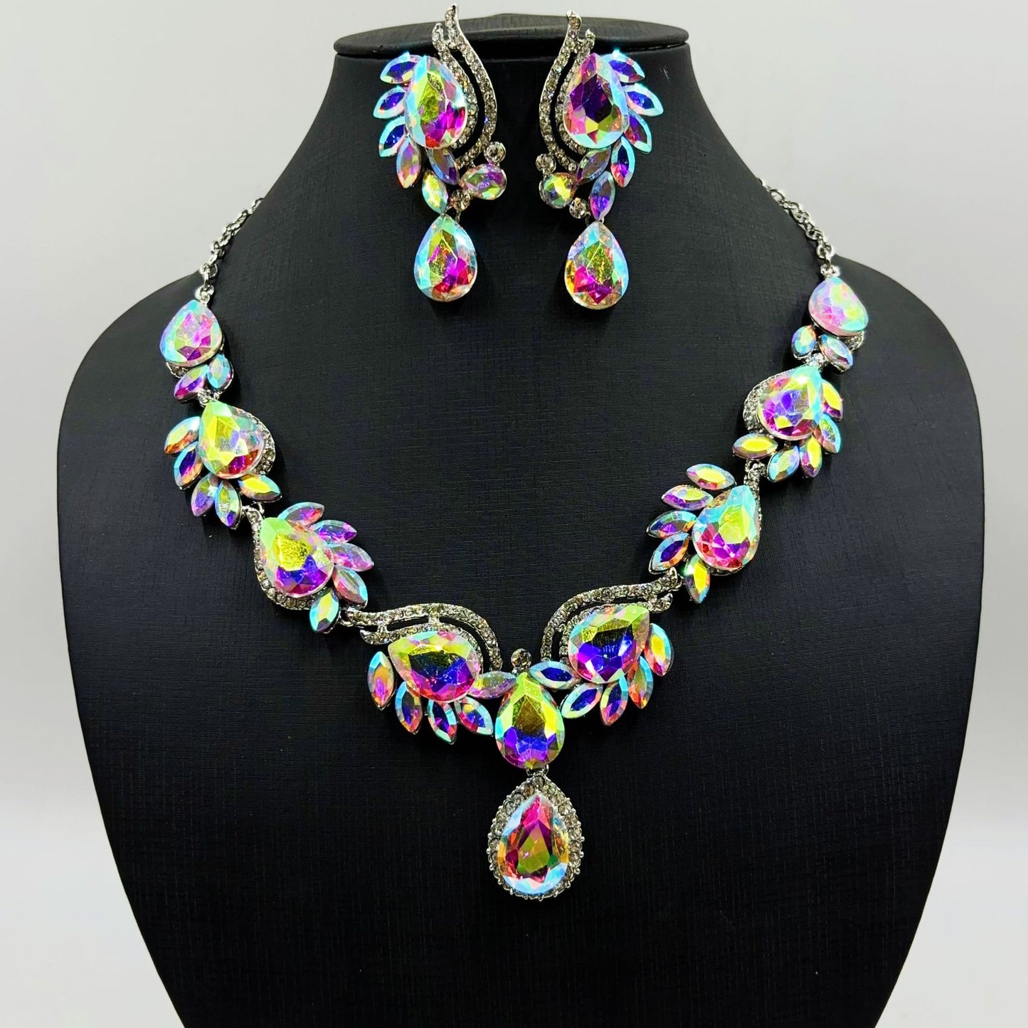 Women's Popular Gem Suite Fashion Temperament Bride Banquet Jewelry Set