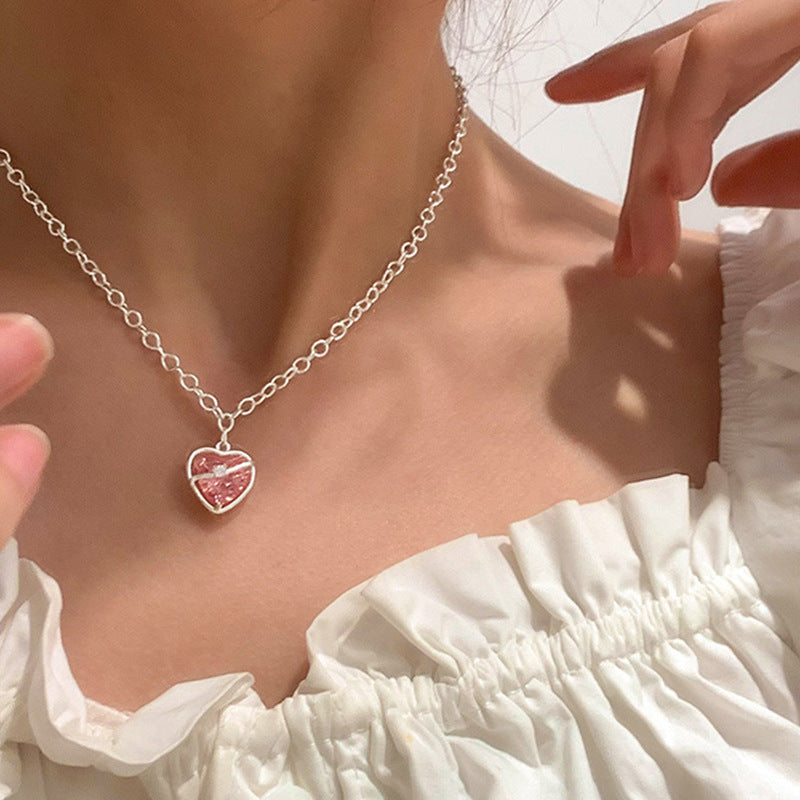 Women's Diamond Hollow Out Heart Clavicle Chain Necklaces