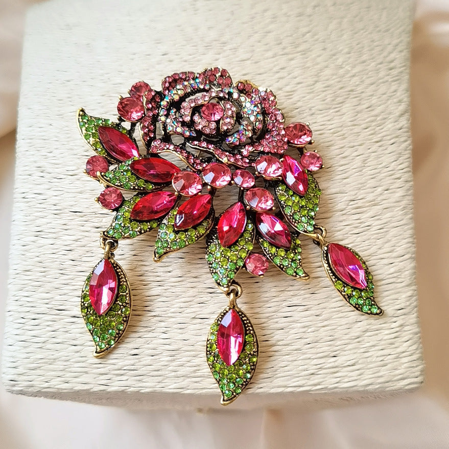 Retro Atmospheric Baroque Style Large Fashion Brooches