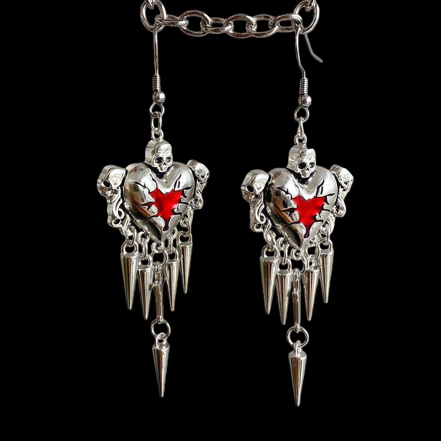 Asian Style Culture Gothic Punk Thorns Red Heart-shaped Retro Skull Earrings