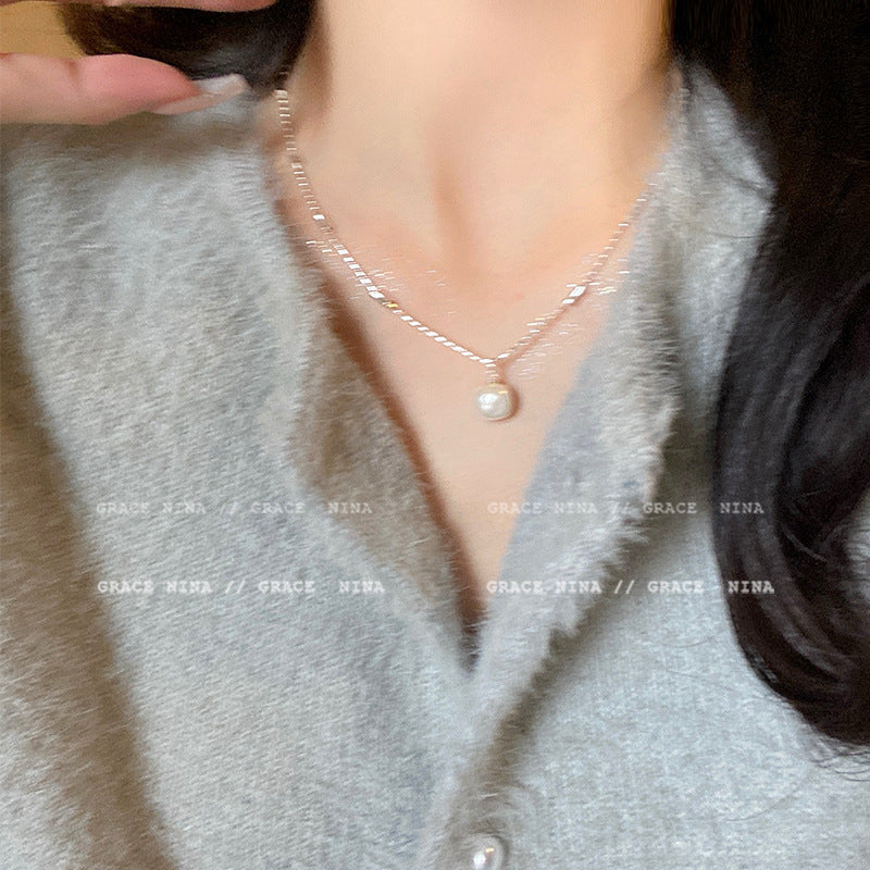 Women's High-grade Butterfly Pearl Style Niche Clavicle Chain Light Luxury Necklaces