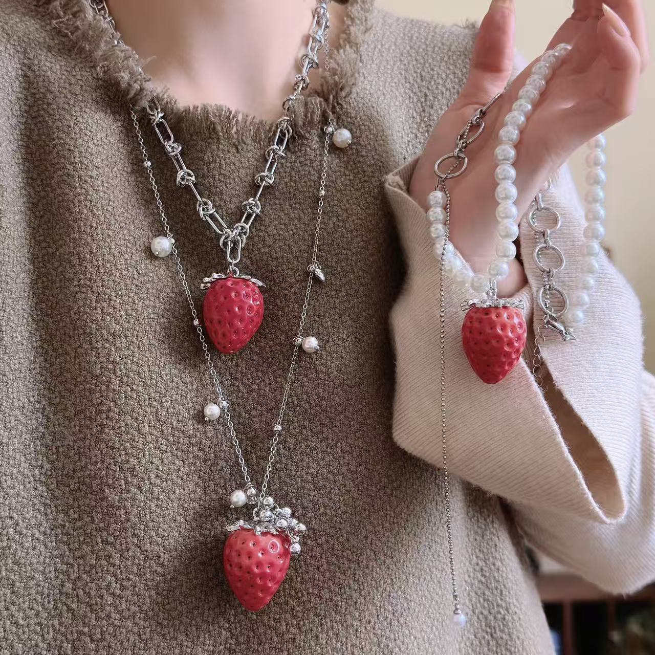 Red Three-dimensional Strawberry Female Sweet Cute Graceful Hairpin Clavicle Necklace