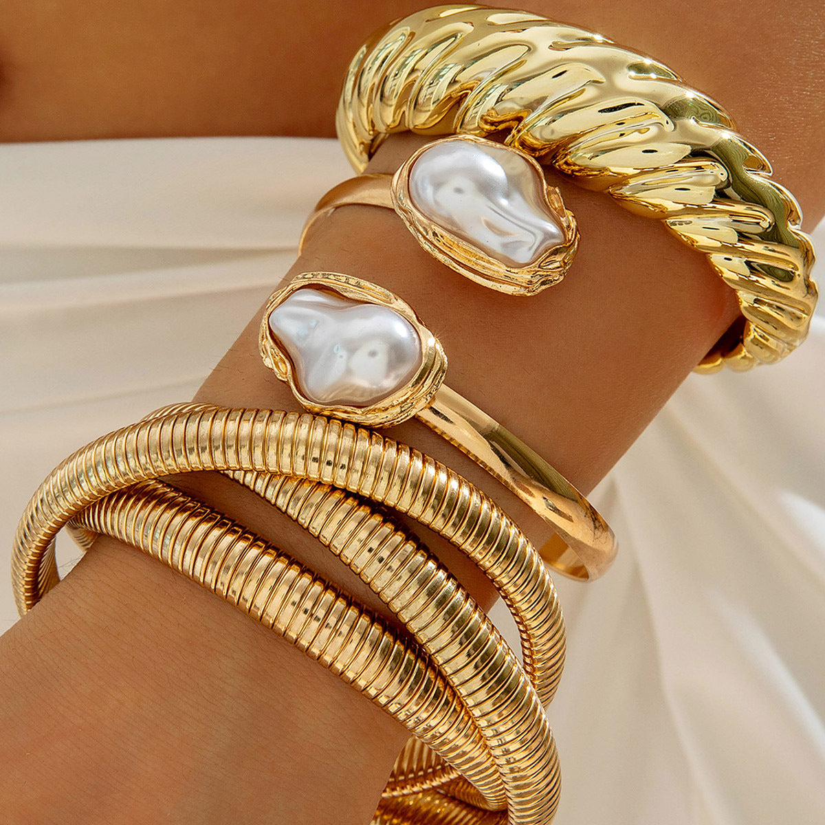 Popular Durable Line Geometric Exaggerated Open-ended Bracelets