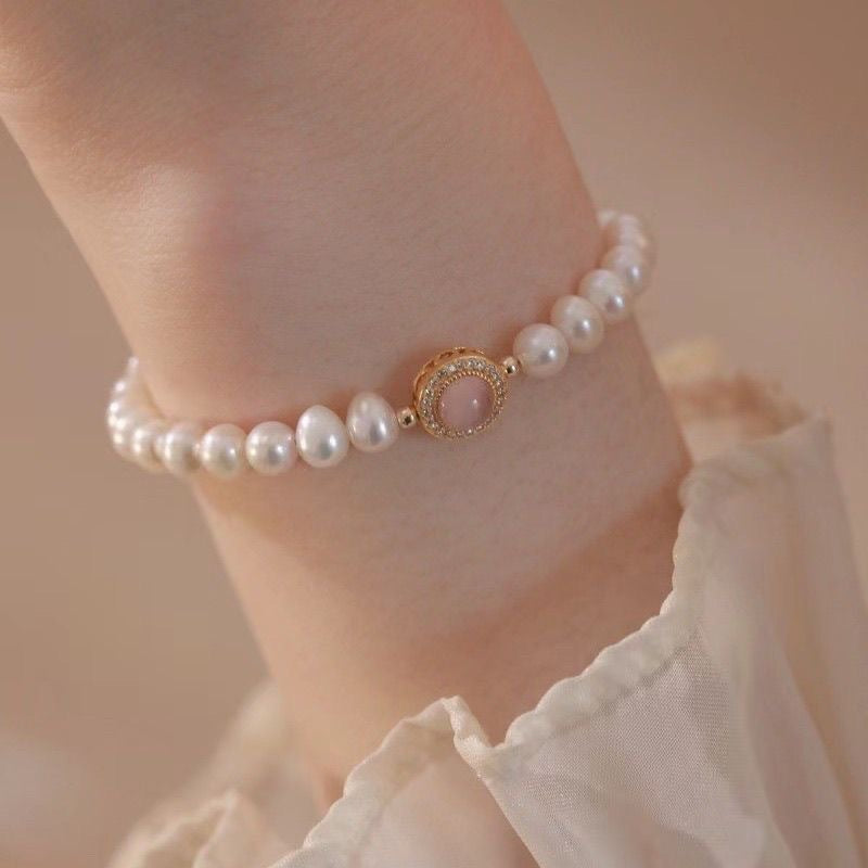 Love Light Luxury Temperament Advanced Exquisite Beaded Bracelets