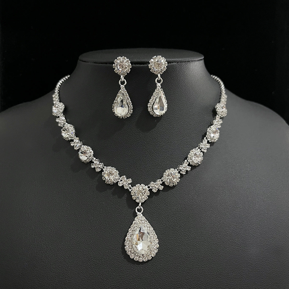 Fashion Simple Rhinestone Two-piece Bridal Wedding Jewelry Set