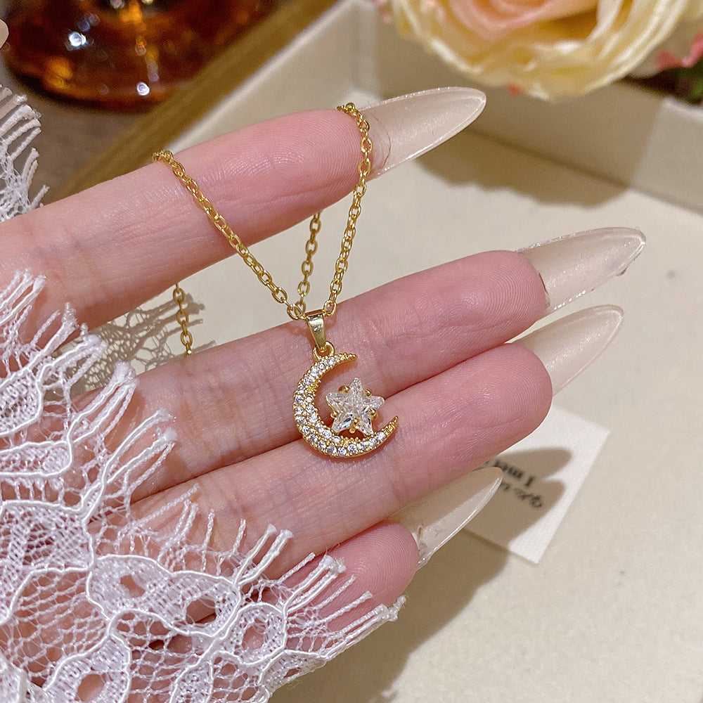 Women's Exquisite Diamond Star Moon Super Flash Unique Fresh Personality Versatile Necklaces