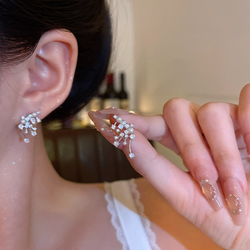 Sier Needle Zircon Pearl Advanced Fashion Bowknot Retro Earrings