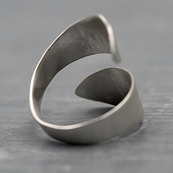 Sier Hand Brushed Mountain Green Tree Rings