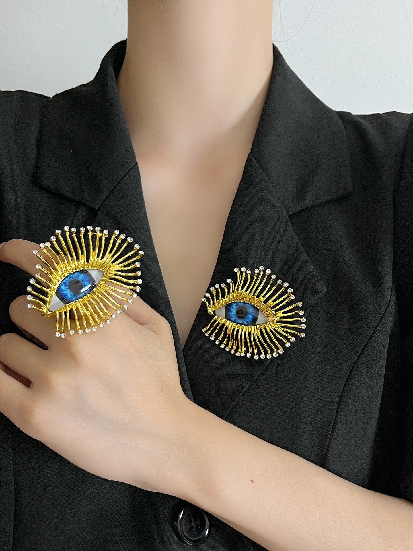 Devil's Eye Female Niche High-grade Light Luxury Retro Rings