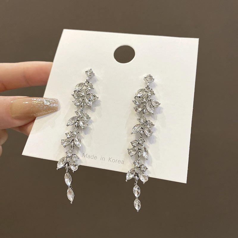 Women's Light Luxury Tassel Leaf High-grade Elegant Earrings