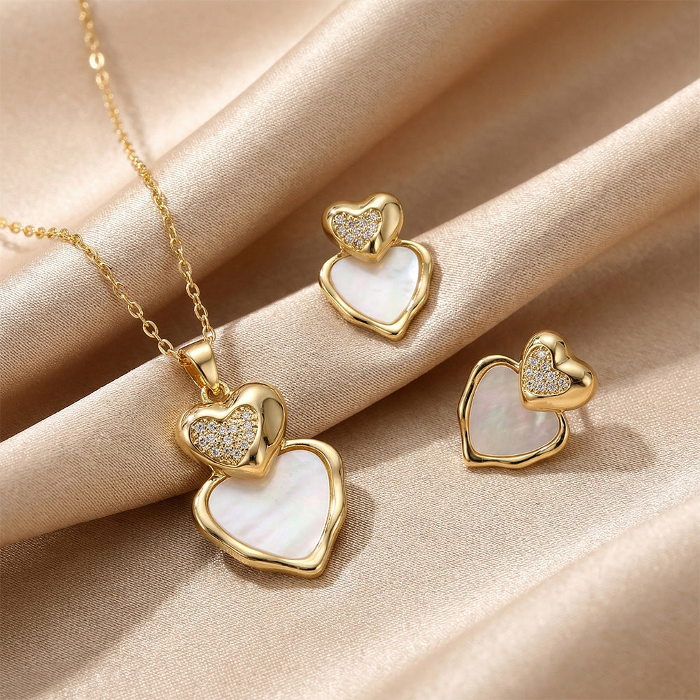 Women's Copper Inlaid Zirconium Love For Simple Light Luxury Fashion Clavicle Necklaces
