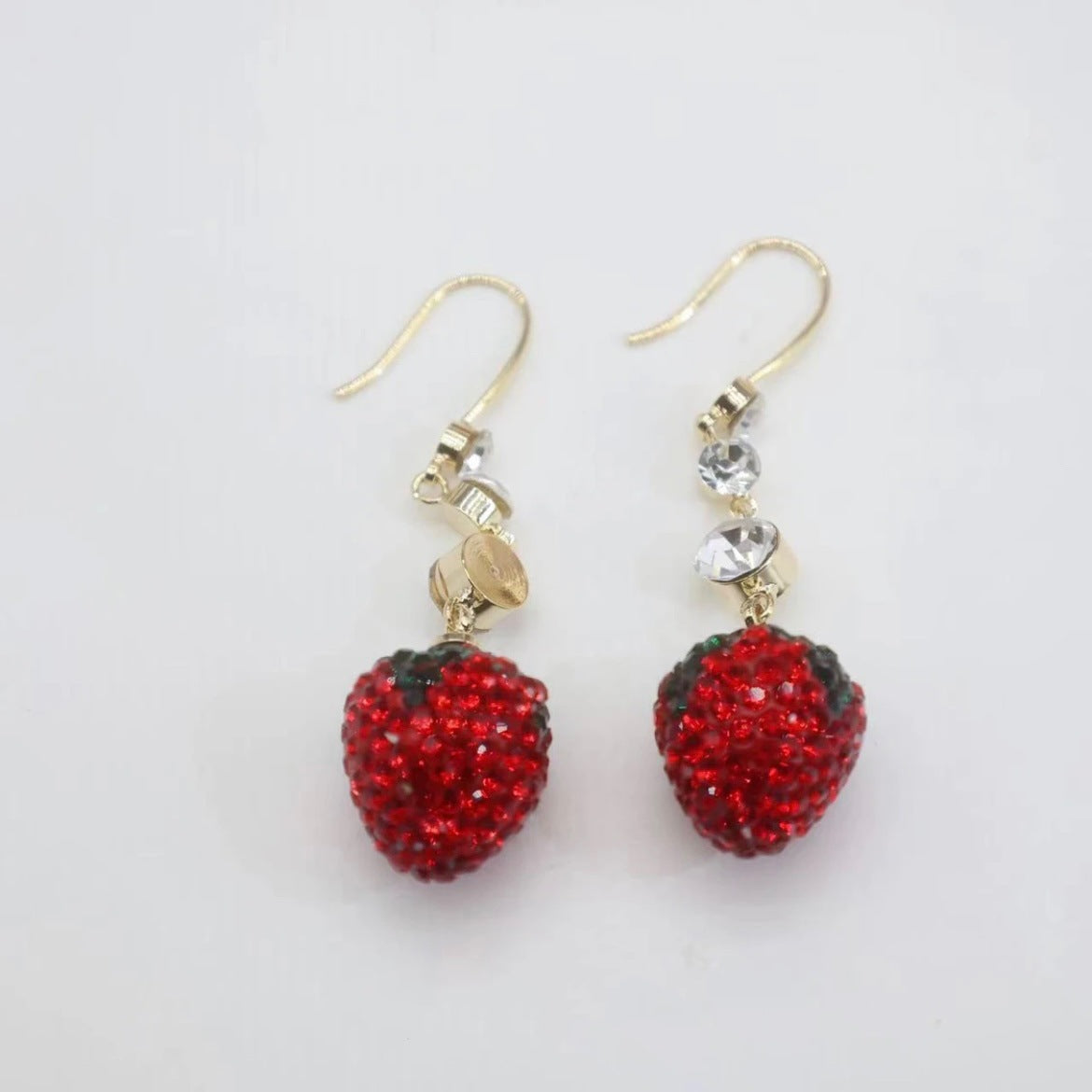 Strawberry Affordable Luxury Fashion Classic Gentle Earrings