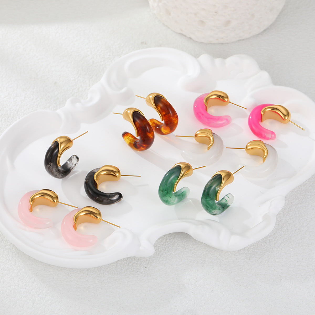 Retro Exquisite Type Resin High-grade Stainless Steel Versatile Earrings