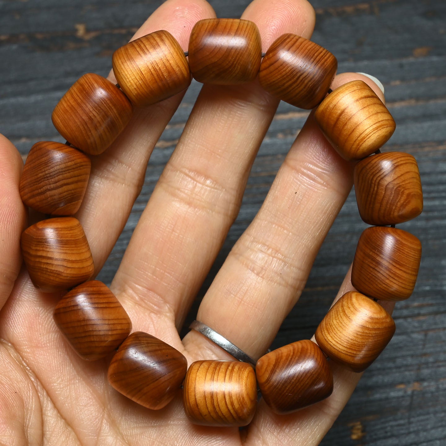 Thuja Mature Material Black Oil Buddha Beads High Density Bracelet