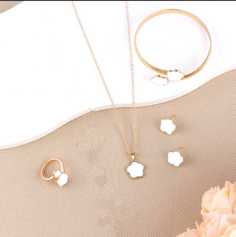 Korean Style Five Leaf Flower Fashion Lucky Ear Jewelry Set