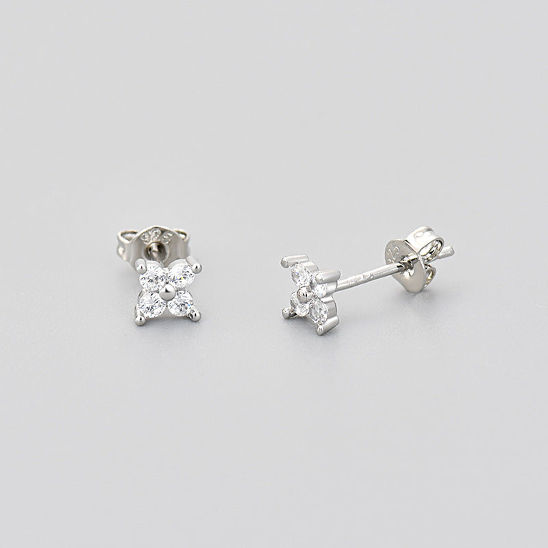 Four Leaf Clover Ear Sweet Compact Temperamental Affordable Luxury Earrings