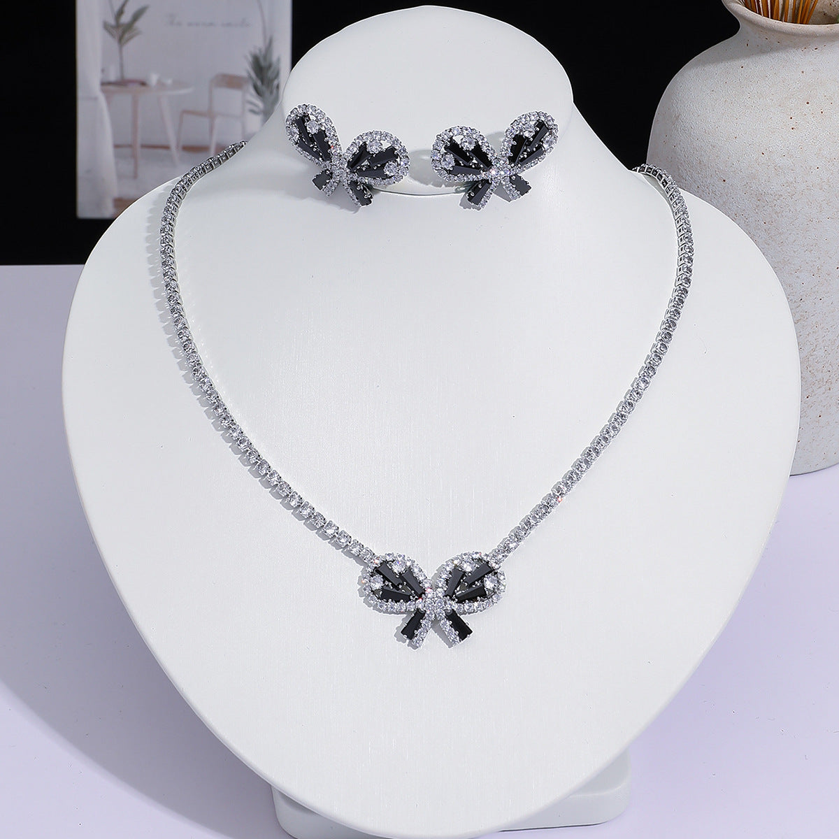 Full Diamond Drop-shaped Temperament The Dinner Party Jewelry Set