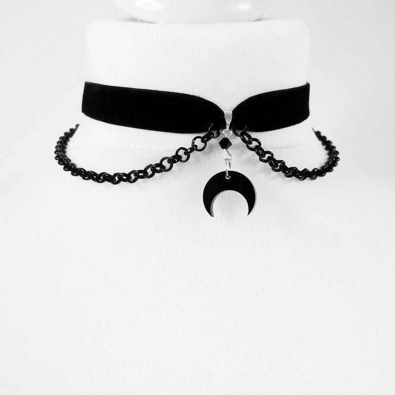 Black Veet Clavicle Moon Cute Fashion Collar