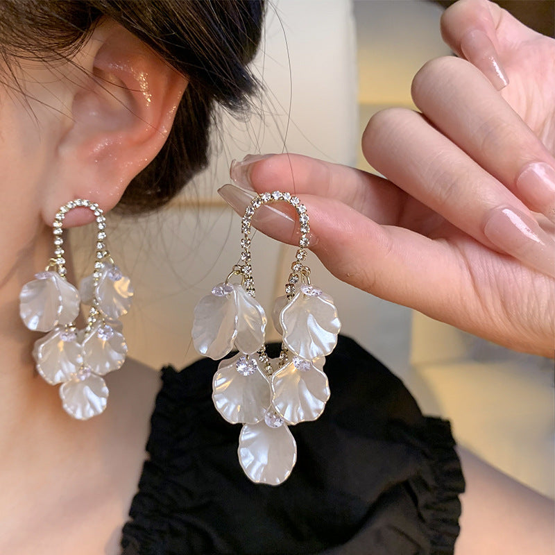 Women's Elegant Shell Flower For Light Luxury Minority Earrings