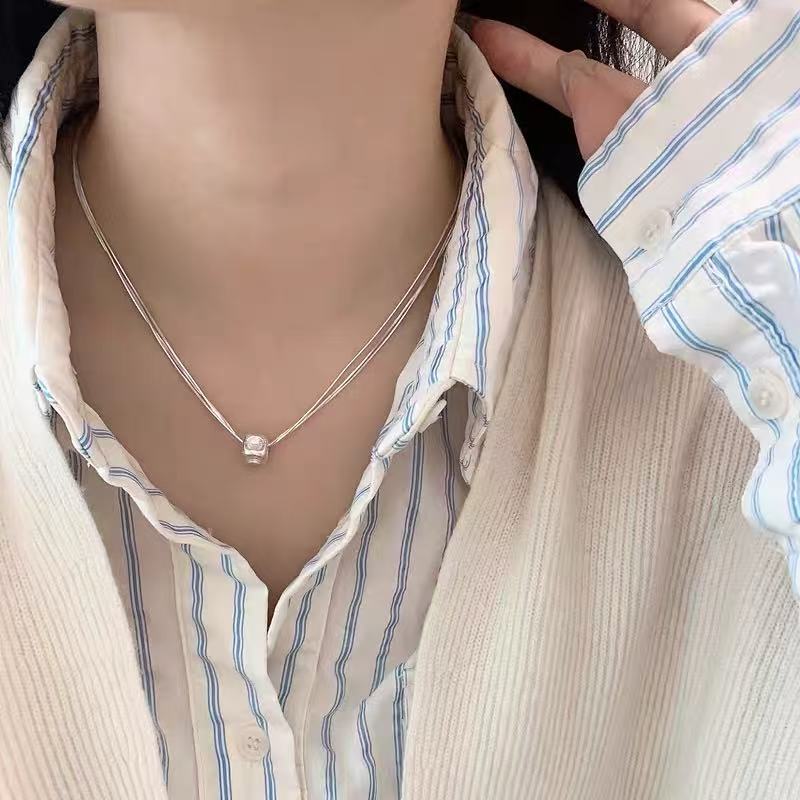 Sier Safety Lock Chinese Style White Necklace