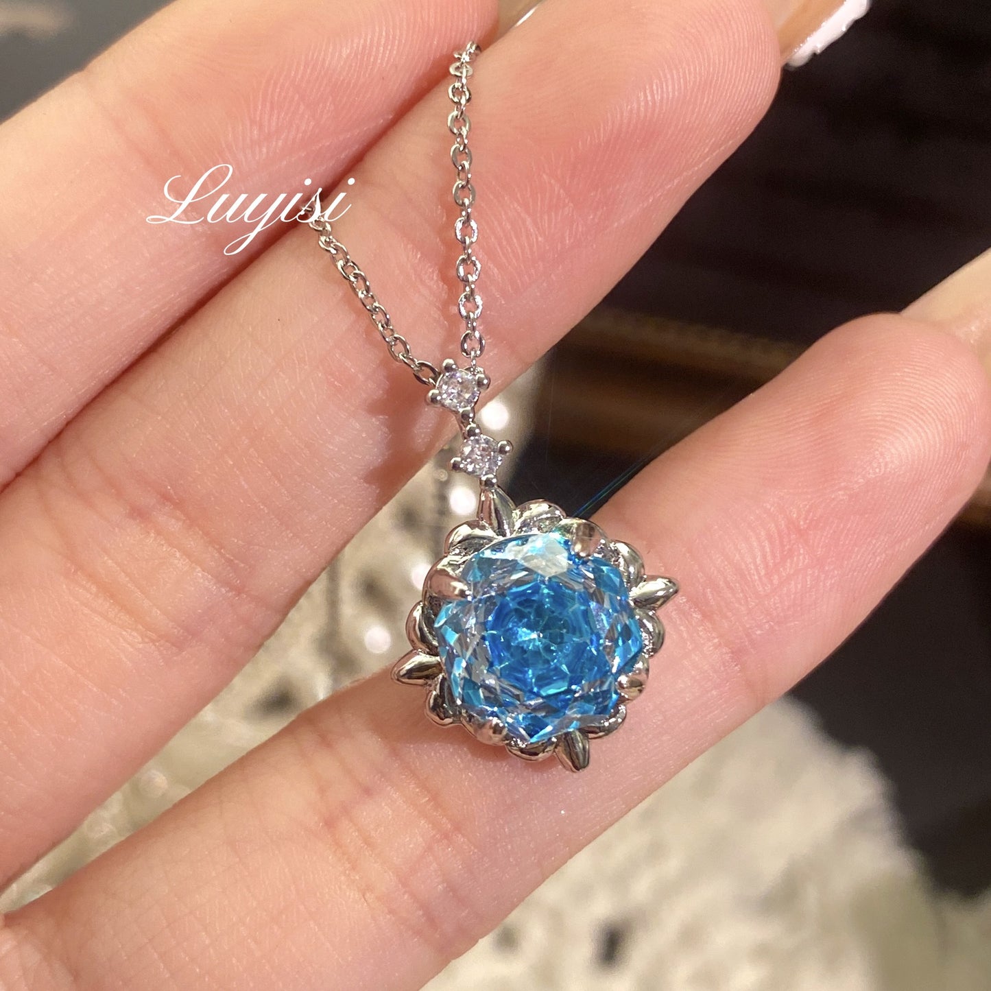 Blue Inlaid High Carbon Diamond Brilliant Sapphire Pendants